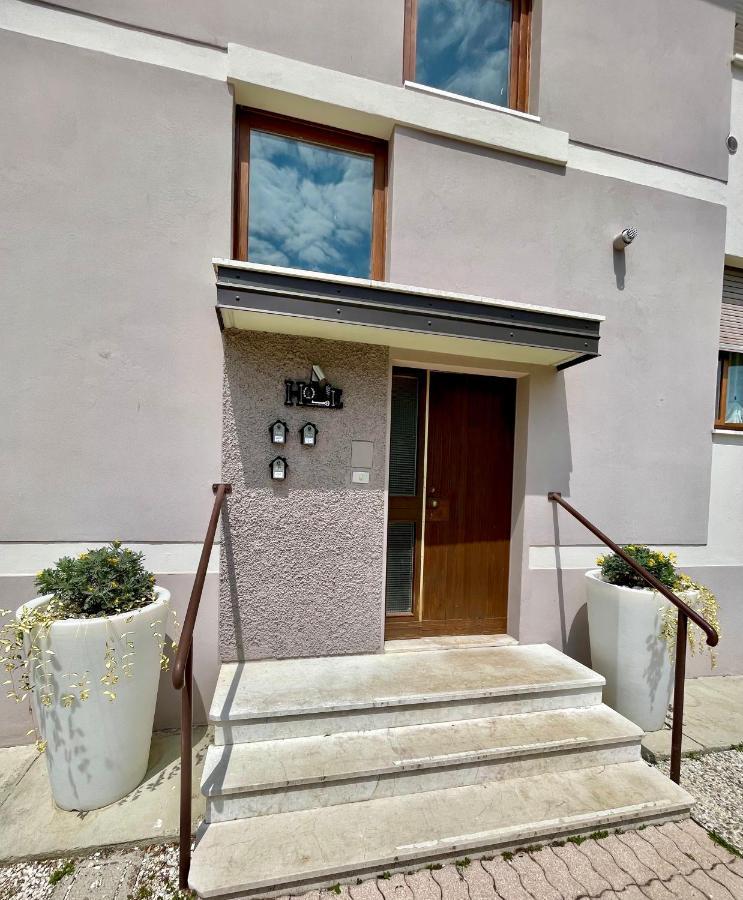 Isa Sirmione Apartments Eksteriør bilde